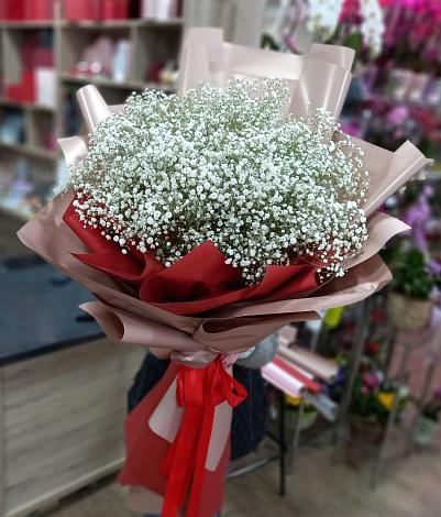 Букет цветов из: Гипсофила в Степном озере